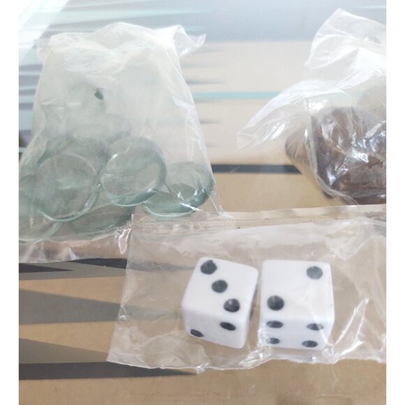 Vintage Wooden Backgammon Game with Glass overlay & Glass Pieces 1970's - Picture 3 of 13